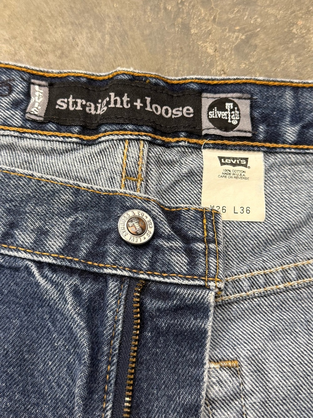 Vintage 90s Levis SilverTab Straight Loose Baggy Jeans 36x36 USA - Picture 5 of 11